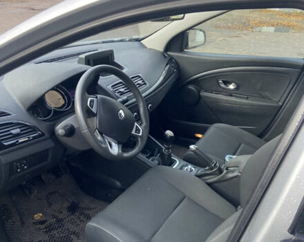 Серый Рено Меган, объемом двигателя 1.46 л и пробегом 221 тыс. км за 7000 $, фото 5 на Automoto.ua