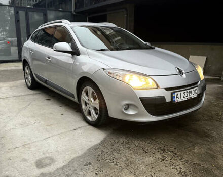 Серый Рено Меган, объемом двигателя 1.9 л и пробегом 213 тыс. км за 7700 $, фото 1 на Automoto.ua