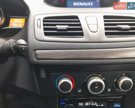Серый Рено Меган, объемом двигателя 1.5 л и пробегом 270 тыс. км за 7350 $, фото 28 на Automoto.ua