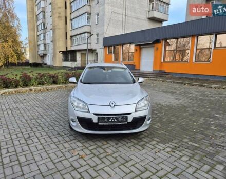 Сірий Рено Меган, об'ємом двигуна 1.46 л та пробігом 252 тис. км за 7300 $, фото 2 на Automoto.ua