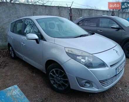 Серый Рено Меган, объемом двигателя 1.46 л и пробегом 290 тыс. км за 5900 $, фото 8 на Automoto.ua