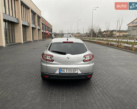 Сірий Рено Меган, об'ємом двигуна 1.46 л та пробігом 239 тис. км за 6600 $, фото 4 на Automoto.ua