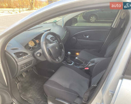 Серый Рено Меган, объемом двигателя 1.46 л и пробегом 258 тыс. км за 6900 $, фото 27 на Automoto.ua
