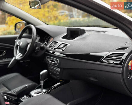 Серый Рено Меган, объемом двигателя 1.5 л и пробегом 146 тыс. км за 8890 $, фото 30 на Automoto.ua