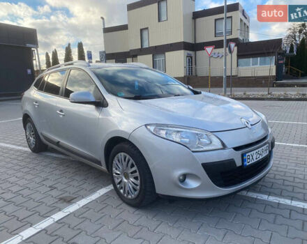 Серый Рено Меган, объемом двигателя 1.46 л и пробегом 258 тыс. км за 6900 $, фото 19 на Automoto.ua