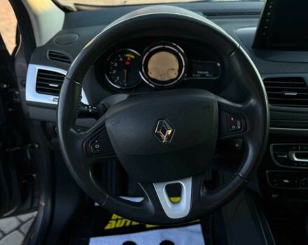 Серый Рено Меган, объемом двигателя 1.5 л и пробегом 208 тыс. км за 7800 $, фото 9 на Automoto.ua