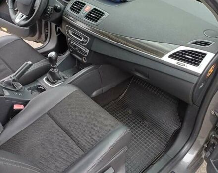 Серый Рено Меган, объемом двигателя 1.5 л и пробегом 285 тыс. км за 7000 $, фото 24 на Automoto.ua