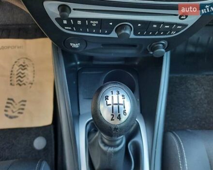 Серый Рено Меган, объемом двигателя 1.6 л и пробегом 194 тыс. км за 8100 $, фото 53 на Automoto.ua