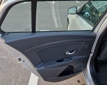 Сірий Рено Меган, об'ємом двигуна 1.5 л та пробігом 288 тис. км за 7100 $, фото 27 на Automoto.ua