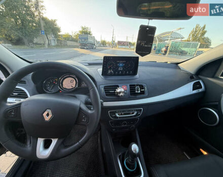Сірий Рено Меган, об'ємом двигуна 1.4 л та пробігом 200 тис. км за 6800 $, фото 9 на Automoto.ua