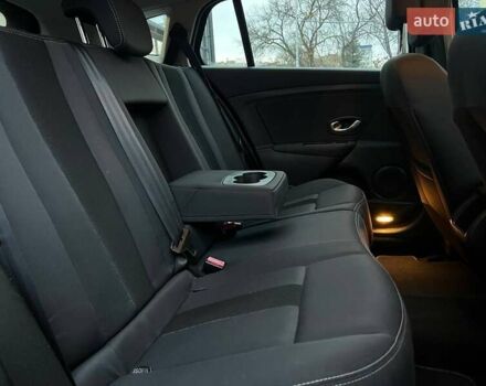 Серый Рено Меган, объемом двигателя 1.5 л и пробегом 234 тыс. км за 7500 $, фото 19 на Automoto.ua