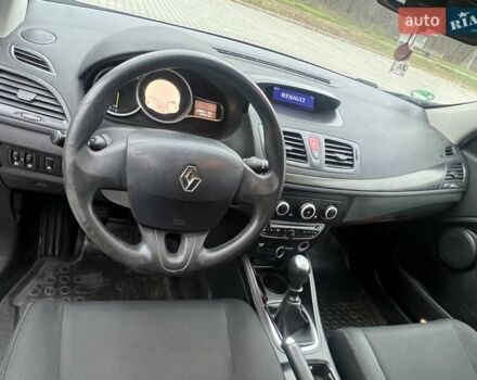 Серый Рено Меган, объемом двигателя 1.46 л и пробегом 232 тыс. км за 6900 $, фото 8 на Automoto.ua
