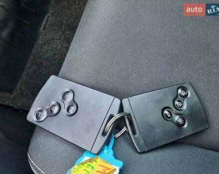 Серый Рено Меган, объемом двигателя 1.6 л и пробегом 194 тыс. км за 8100 $, фото 63 на Automoto.ua