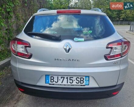 Сірий Рено Меган, об'ємом двигуна 1.5 л та пробігом 200 тис. км за 6950 $, фото 4 на Automoto.ua