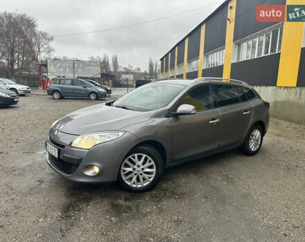 Сірий Рено Меган, об'ємом двигуна 1.87 л та пробігом 200 тис. км за 7700 $, фото 5 на Automoto.ua