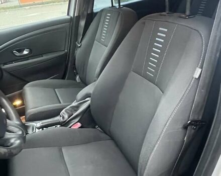 Серый Рено Меган, объемом двигателя 1.46 л и пробегом 232 тыс. км за 6900 $, фото 10 на Automoto.ua