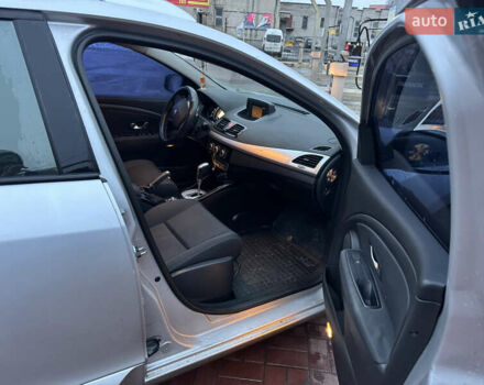 Серый Рено Меган, объемом двигателя 1.5 л и пробегом 208 тыс. км за 6300 $, фото 12 на Automoto.ua