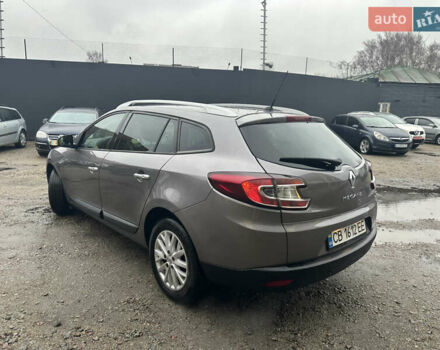 Сірий Рено Меган, об'ємом двигуна 1.87 л та пробігом 200 тис. км за 7700 $, фото 16 на Automoto.ua