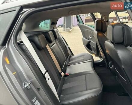 Сірий Рено Меган, об'ємом двигуна 1.4 л та пробігом 216 тис. км за 7700 $, фото 35 на Automoto.ua