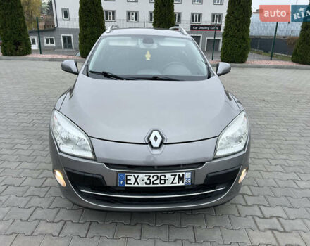 Серый Рено Меган, объемом двигателя 1.46 л и пробегом 220 тыс. км за 7900 $, фото 12 на Automoto.ua