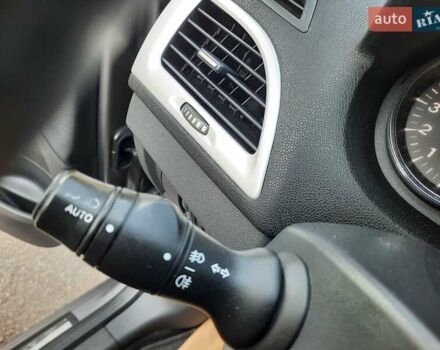 Серый Рено Меган, объемом двигателя 1.6 л и пробегом 194 тыс. км за 8100 $, фото 46 на Automoto.ua