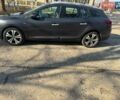 Сірий Рено Меган, об'ємом двигуна 1.46 л та пробігом 300 тис. км за 7500 $, фото 1 на Automoto.ua