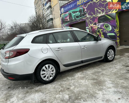 Серый Рено Меган, объемом двигателя 1.5 л и пробегом 223 тыс. км за 7100 $, фото 11 на Automoto.ua