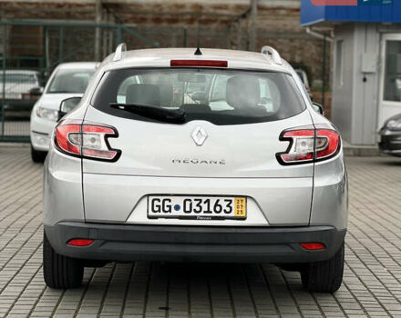 Серый Рено Меган, объемом двигателя 1.6 л и пробегом 150 тыс. км за 7500 $, фото 4 на Automoto.ua