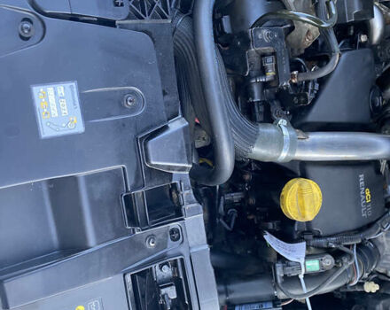 Сірий Рено Меган, об'ємом двигуна 1.46 л та пробігом 240 тис. км за 6801 $, фото 4 на Automoto.ua