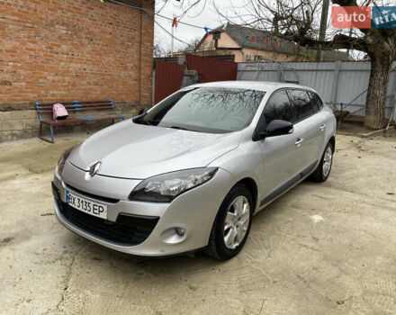 Сірий Рено Меган, об'ємом двигуна 1.46 л та пробігом 239 тис. км за 6700 $, фото 1 на Automoto.ua