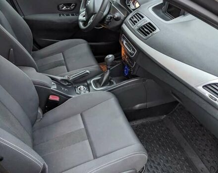 Сірий Рено Меган, об'ємом двигуна 1.87 л та пробігом 193 тис. км за 8400 $, фото 9 на Automoto.ua