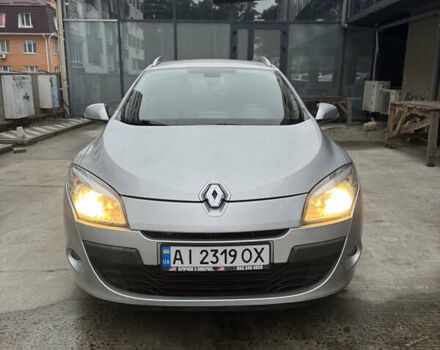 Серый Рено Меган, объемом двигателя 1.9 л и пробегом 213 тыс. км за 7700 $, фото 3 на Automoto.ua