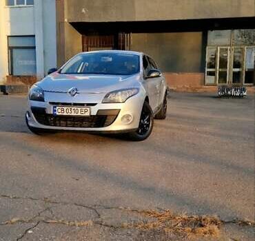 Сірий Рено Меган, об'ємом двигуна 1.5 л та пробігом 288 тис. км за 7100 $, фото 12 на Automoto.ua