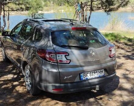 Серый Рено Меган, объемом двигателя 1.5 л и пробегом 221 тыс. км за 7500 $, фото 2 на Automoto.ua