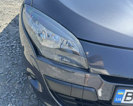 Серый Рено Меган, объемом двигателя 1.46 л и пробегом 230 тыс. км за 7500 $, фото 17 на Automoto.ua