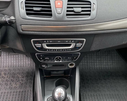 Серый Рено Меган, объемом двигателя 1.5 л и пробегом 277 тыс. км за 6999 $, фото 29 на Automoto.ua