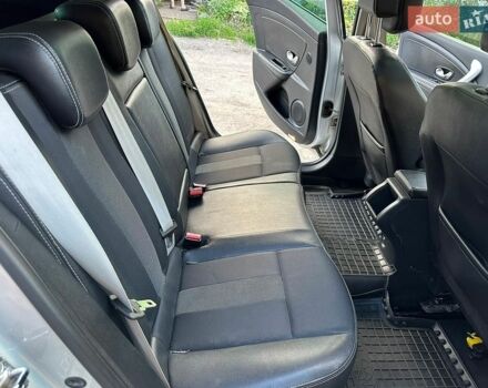 Серый Рено Меган, объемом двигателя 1.46 л и пробегом 258 тыс. км за 7000 $, фото 30 на Automoto.ua