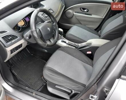 Сірий Рено Меган, об'ємом двигуна 1.5 л та пробігом 250 тис. км за 6500 $, фото 15 на Automoto.ua