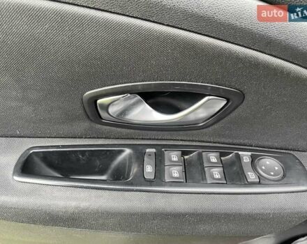 Серый Рено Меган, объемом двигателя 1.46 л и пробегом 241 тыс. км за 7500 $, фото 15 на Automoto.ua