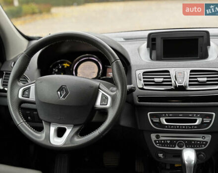 Серый Рено Меган, объемом двигателя 1.5 л и пробегом 146 тыс. км за 8890 $, фото 24 на Automoto.ua