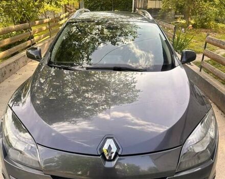 Рено Меган 2011 в Косове на Automoto.ua Серый Рено Меган, объемом двигателя 1.46 л и пробегом 254 тыс. км за 6999 $, фото 23 на Automoto.ua