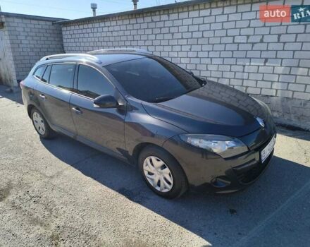 Сірий Рено Меган, об'ємом двигуна 1.5 л та пробігом 300 тис. км за 7199 $, фото 3 на Automoto.ua