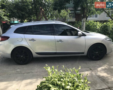 Рено Меган 2011 в Любаре на Automoto.ua Серый Рено Меган, объемом двигателя 1.46 л и пробегом 308 тыс. км за 6800 $, фото 12 на Automoto.ua