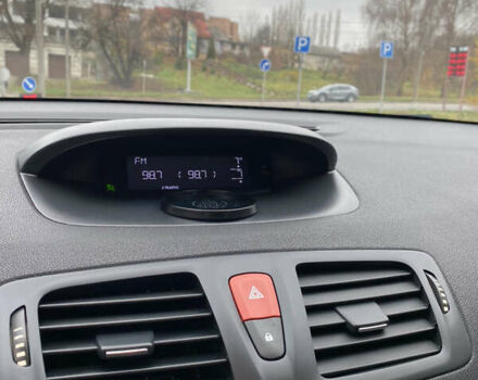 Сірий Рено Меган, об'ємом двигуна 1.5 л та пробігом 277 тис. км за 6999 $, фото 32 на Automoto.ua