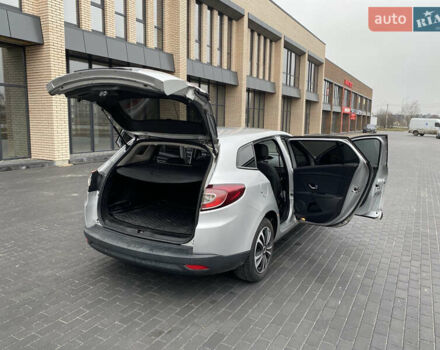 Сірий Рено Меган, об'ємом двигуна 1.46 л та пробігом 239 тис. км за 6600 $, фото 16 на Automoto.ua