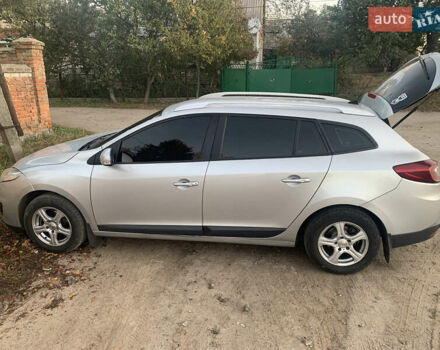 Серый Рено Меган, объемом двигателя 1.46 л и пробегом 317 тыс. км за 7200 $, фото 2 на Automoto.ua