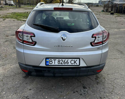 Серый Рено Меган, объемом двигателя 1.46 л и пробегом 298 тыс. км за 7500 $, фото 5 на Automoto.ua