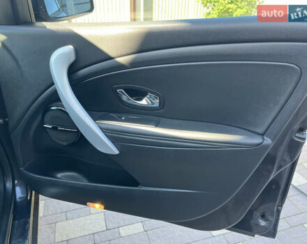 Серый Рено Меган, объемом двигателя 1.5 л и пробегом 250 тыс. км за 8300 $, фото 20 на Automoto.ua