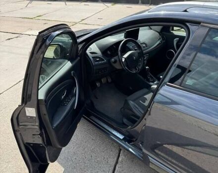 Сірий Рено Меган, об'ємом двигуна 1.46 л та пробігом 132 тис. км за 9000 $, фото 29 на Automoto.ua
