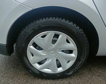 Серый Рено Меган, объемом двигателя 1.46 л и пробегом 247 тыс. км за 8200 $, фото 2 на Automoto.ua